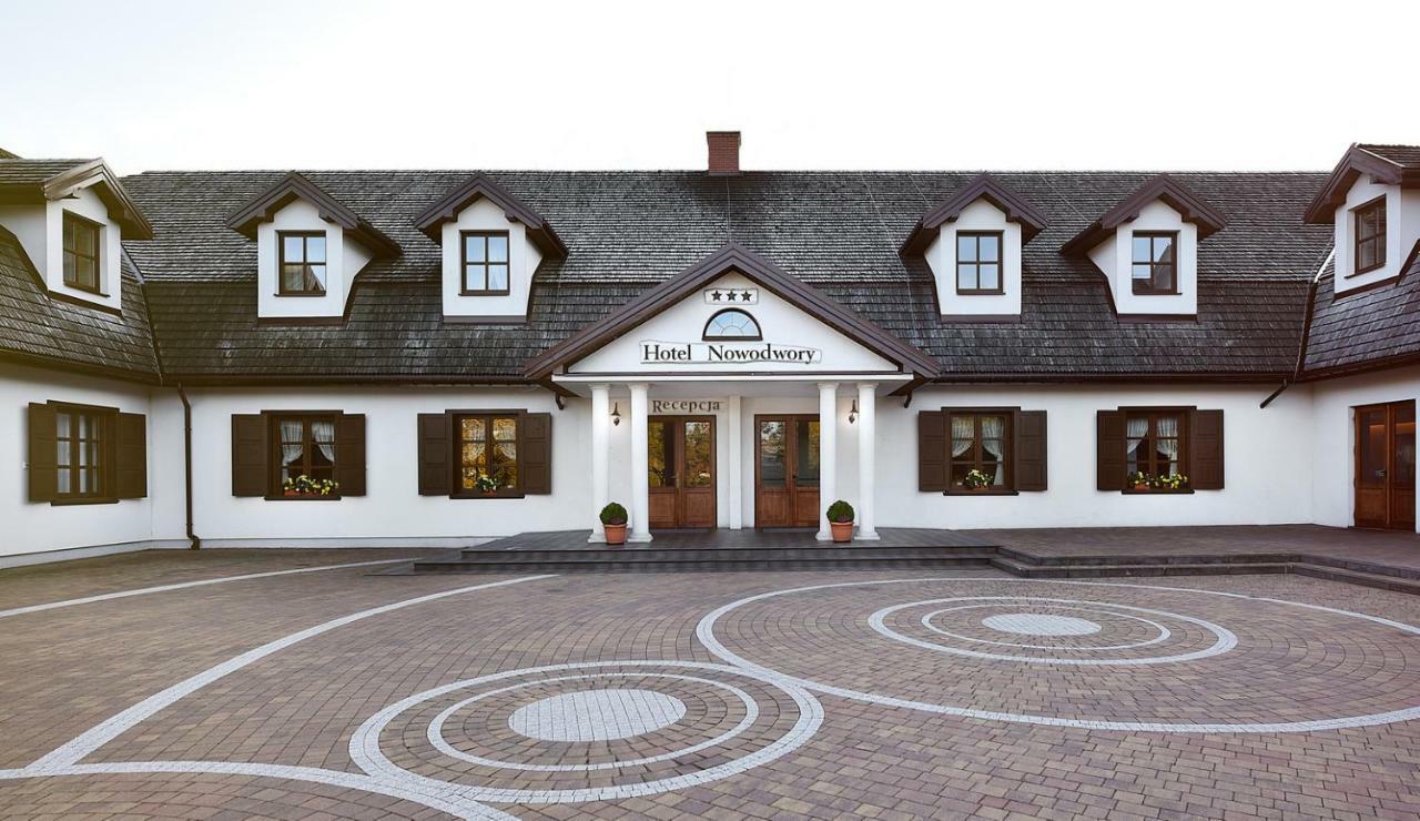 Hotel Nowodwory Ciechanowiec Exterior foto